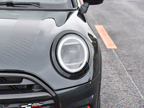 2025�� JOHN COOPER WORKS