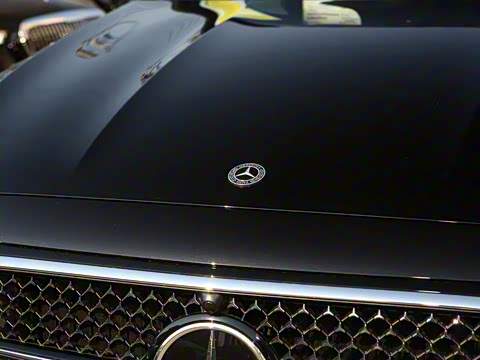 2025�� E 300 ʱ�����˶���