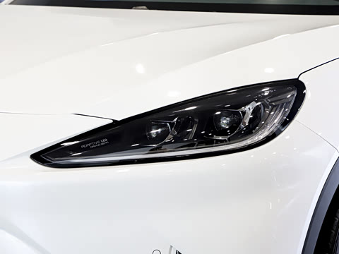 2025�� 735MAX 160kW