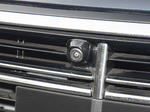 2025�� �Ŀ� E 300 L ������