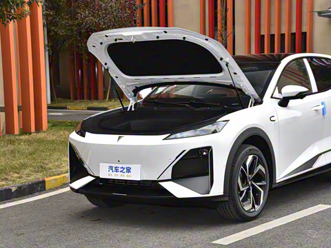 2025�� 520Max ��ΪǬ���Ǽ�ADS SE�����