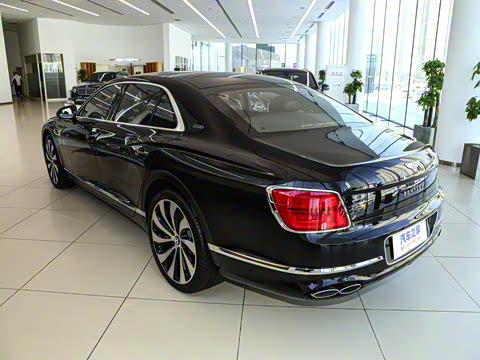 2024�� V8 Edition 8