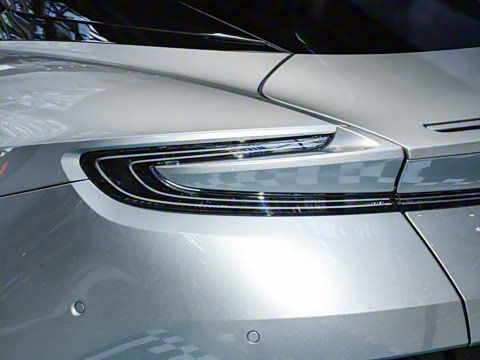 2025�� 4.0T V8 Coupe