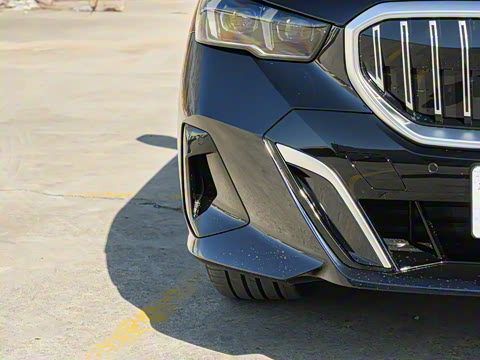 2025�� eDrive 35L M�˶���װ