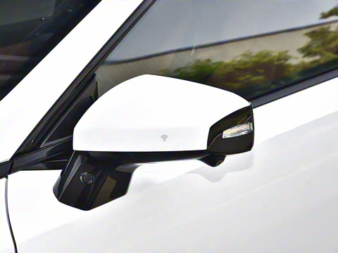 2025�� 530UltraǬ���Ǽ�ADS SE�����