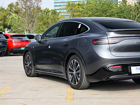 2025�� ���� 251km Pro