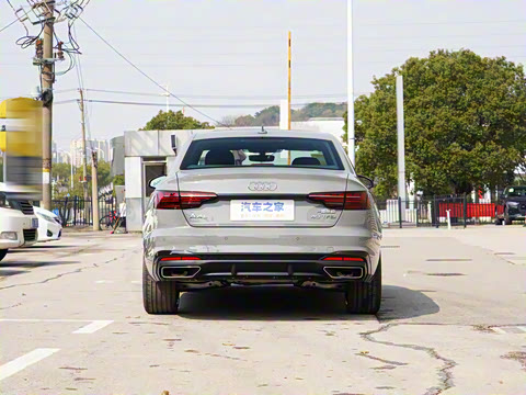 2025�� 200���������� 40 TFSI ����������