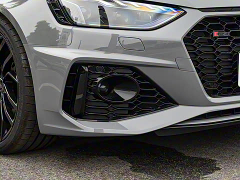 2024��  RS4 Avant ȼ���