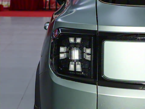 2025�� 2.0TD XWD����