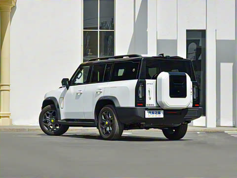 2025�� 2.0TD XWD �Զ�����+�ӳ��� 7��