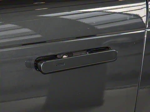 2025�� 3.0 L6 400PS ʢ���ӳ���