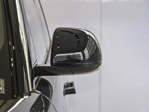 2025�� 3.0 L6 400PS ʢ���ӳ���