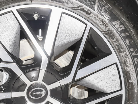 2025�� 180km Ultra ���������״��