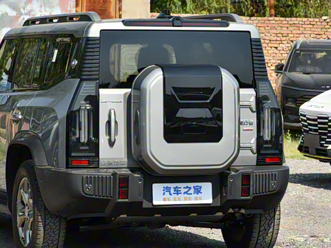 2025�� 2.0TD XWD �Զ�����+