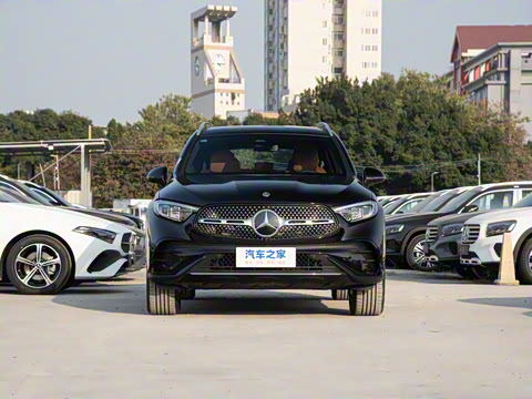 2025�� GLC 300 L 4MATIC ������ 7��