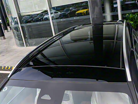 2025�� �Ŀ� GLC 300 L 4MATIC ������ 5��