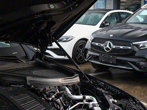 2025�� �Ŀ� GLC 300 L 4MATIC ������ 5��