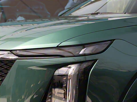 2025�� 2.0T ������