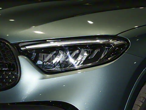 2025�� GLC 300 4MATIC ����SUV