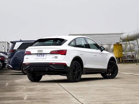 2025�� quattro 45�����ذ� 40 TFSI ������