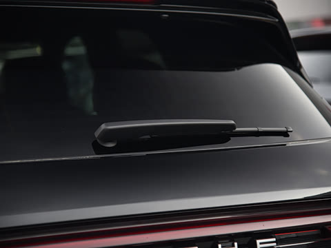 2025�� Cayenne E-Hybrid 2.0T