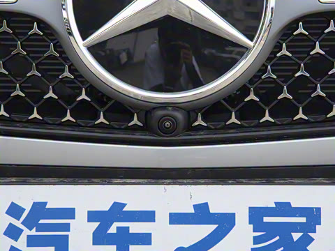 2025�� GLC 300 L 4MATIC ������ 5��