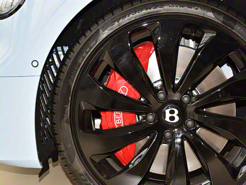 2024�� V8 Edition 8