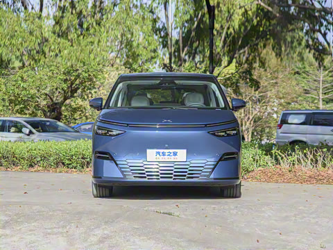 2025�� 650������ Max