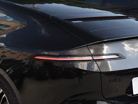 2025�� �Ŀ� Ultra���������