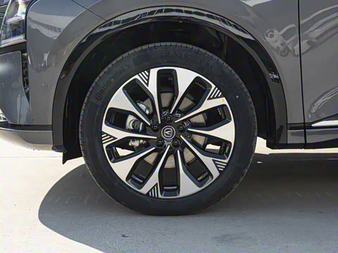 2025�� ���Ĵ� UItra 2.0T ������ �ǻ�������