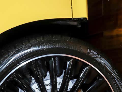 2025�� CLE 260 ���ܳ�