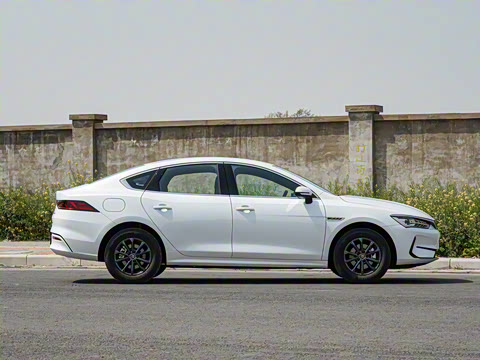 2025�� EV 510KM ��׼��