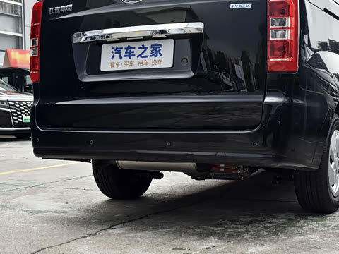 2025�� PLUS 2.0L ������ 9��