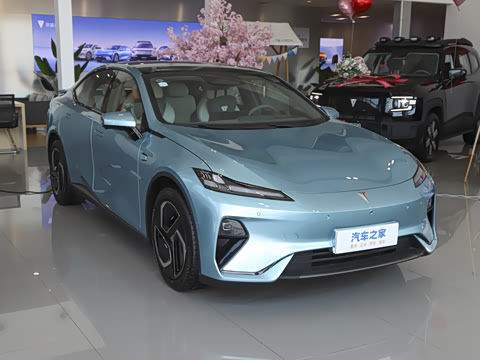 2025�� 530UltraǬ���Ǽ�ADS SE�����