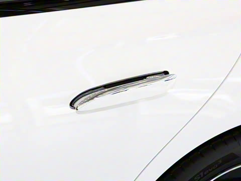 2025�� E 260 �˶���