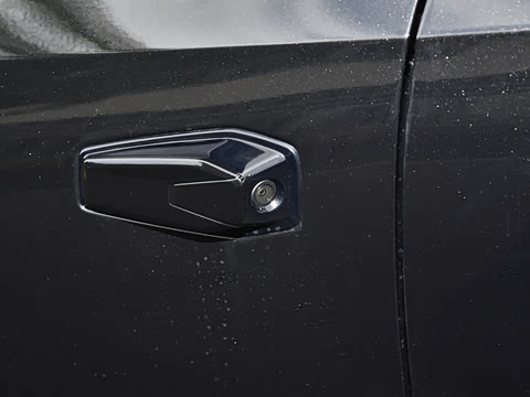 2025�� 230UltraǬ���Ǽ�ADS SE���̰�