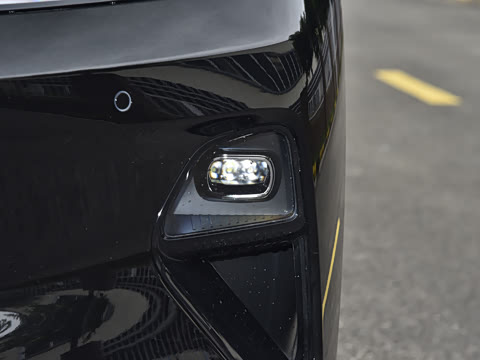 2025�� 230UltraǬ���Ǽ�ADS SE���̰�