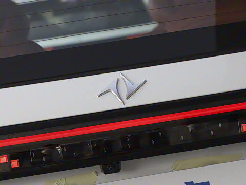 2025�� 210Ultra���̰� 6��