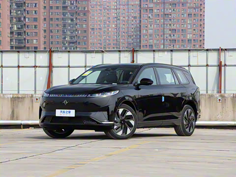 2025�� 210Ultra���̰� 6��