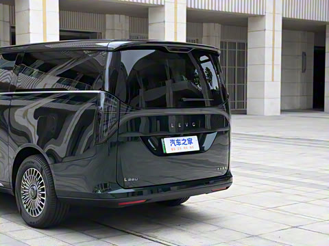 2025�� 805km�콢������