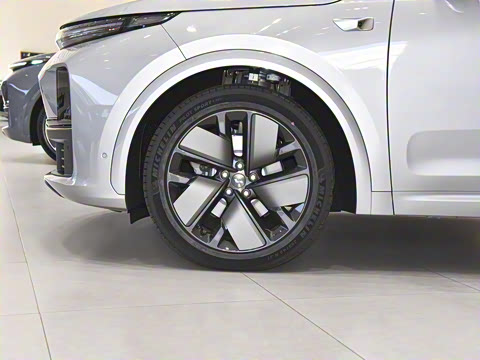 2025�� Max ���ܻ��°�