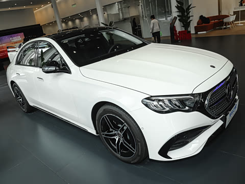 2025�� E 300 ʱ�����˶���