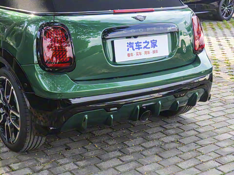 2025�� JOHN COOPER WORKS CABRIO