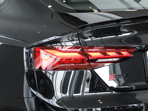 2024�� RS 5 2.9T Sportback ȼ���