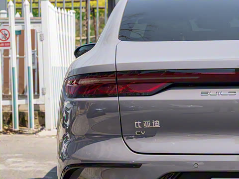 2025�� EV �Ǽݰ� 701KM�����״��콢��