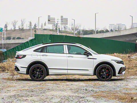 2024�� 330TSI �����콢��