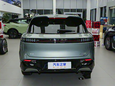 2025�� 318 259km ����̽����