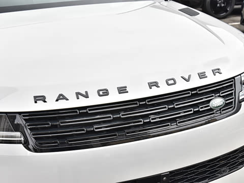 2025�� 400PS Dynamic HSE