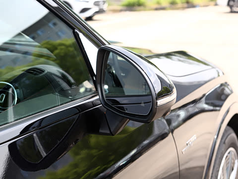 2024�� AMG GLC 43 4MATIC ����SUV