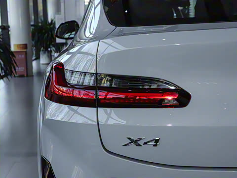 2022�� �Ŀ� xDrive 30i M�˶���ҹ��װ